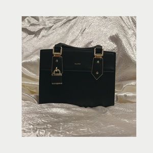 A ALDO small/medium crossbody bag black and gold detail